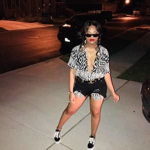 Meet your Posher, Quala